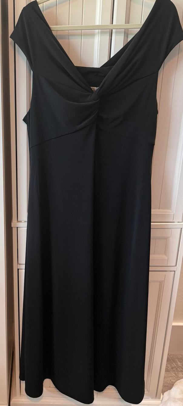 The Occasion by Old Navy Twist-Front Maxi Dress blackjack XLP NWT